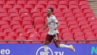 بيير إيميريك أوباميانج مهاجم أرسنال