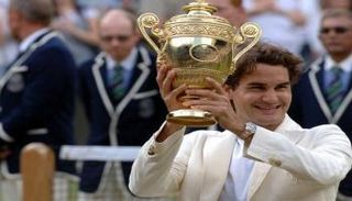 روجر فيدرر لاعب التنس السويسري