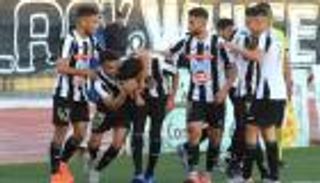 الدوري الجزائري.. سطيف يصعّد أزمة الوصافة للانتقال لدوري الأبطال