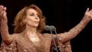 ماكرون يكشف تفاصيل لقاء فيروز.. ويعلن أغنيته المفضلة