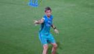 الدوري السعودي.. الهلال يفقد مدربه في مشهد الختام