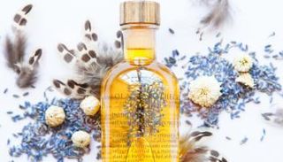  زيت الاستحمام مفيد للبشرة