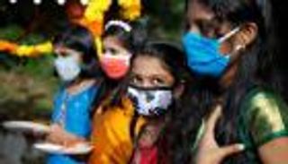 "الصحة العالمية": الهند تقود الزيادة العالمية بإصابات كورونا.. وطفرة في إيطاليا