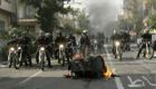 إعدام وتعذيب.. "العفو الدولية" تفضح جرائم إيران ضد المحتجين