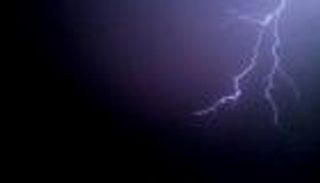 "منخفض السودان" يضرب مصر.. أمطار رعدية غزيرة تتحول إلى سيول