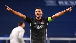 حسام عوار لاعب ليون الفرنسي