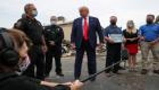 ترامب يعلق على تقارير تعرضه لجلطة دماغية