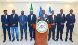 رئيسا جوبالاند وبونتلاند ووزراء في الولايتين