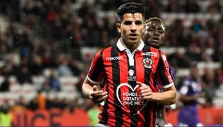 يوسف عطال لاعب نيس الفرنسي