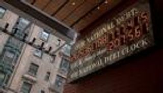 كورونا يعود بالدين العام الأمريكي للحرب العالمية الثانية.. صدمة واشنطن 2021