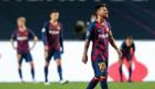 رسميا.. ميسي يقرر البقاء "مجبرا" مع برشلونة