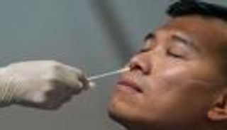 كورونا حول العالم.. إصابات الهند تلامس 4 ملايين ورقم قياسي بأوكرانيا