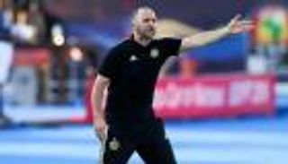 بلماضي يجهز "خطة ذكية" لإحياء مسيرة معشوق الجزائريين