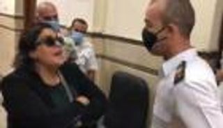 مصر تحيل "سيدة المحكمة" إلى المعاش