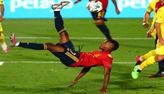 إنسو فاتي نجم منتخب إسبانيا الجديد   