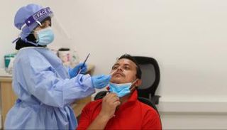 فحص كورونا في الإمارات