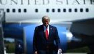 ترامب يرحب بفتح المجال الجوي السعودي أمام الرحلات بين الإمارات وإسرائيل