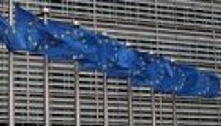 العصا قبل الجزرة.. أوروبا تتوعد أردوغان وتعده