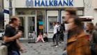 تراجع الأرباح.. لعنة تطارد المستثمرين في أدوات الاستثمار التركية