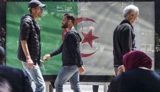 الإبقاء على معظم نصوص المسودة الأولية في وثيقة الدستور النهائي بالجزائر