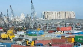 بيروت تعاني ظروفا صعبة بعد الانفجار 