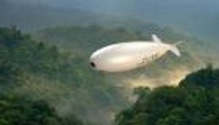 "حيتان طائرة" في فرنسا لنقل البضائع.. هل تصلح للبشر؟