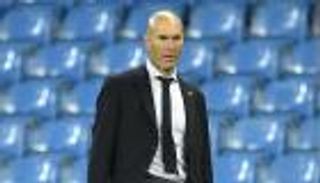 9 راحلين لا يكفون.. زيدان يخطط للإطاحة برباعي جديد من ريال مدريد