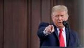 ترامب يطالب بايدن بالاعتذار عن "الخطاب المناهض للقاحات"