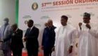 "إيكواس" تطالب المجلس العسكري المالي بتعيين رئيس مدني "انتقالي"