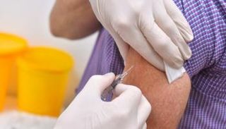 بدء تطعيم سكان موسكو بلقاح كورونا