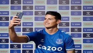 جيمس رودريجيز لاعب إيفرتون الجديد