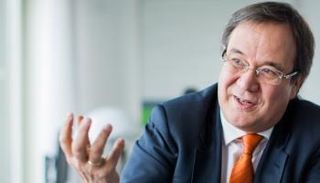 رئيس وزراء ولاية شمال الراين أرمين لاشيت