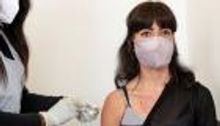 مسؤول أمريكي بعد تعليق تجارب "لقاح أكسفورد" ضد كورونا: لن نتهاون