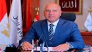 وزير مصري يعتذر لراكب.. ومطالب لـ"الكمسارية" بضبط النفس