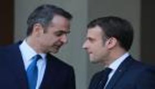 اتفاق فرنسي يوناني لـ"معاقبة" تركيا حال استمرار انتهاكاتها بـ"المتوسط"