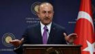 تركيا تعلن استعدادها لحوار "غير مشروط" بعد تهديدات فرنسية