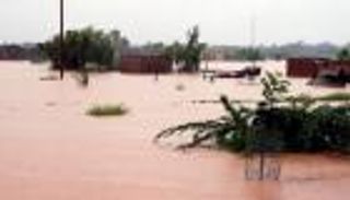 مصرع 13 وإصابة 19 في فيضانات بوركينا فاسو