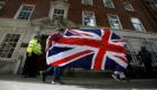 مفاوضات "ما بعد بريكست" في مهب الريح.. رفض بريطاني وتهديد أوروبي