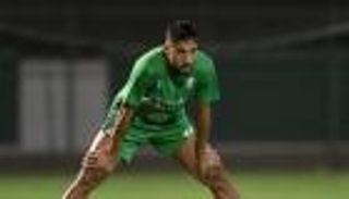 الجزائري بلايلي يوافق على الانتقال إلى الأهلي المصري