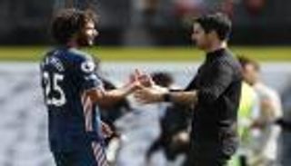 الدوري الإنجليزي.. أرتيتا يتغزل في محمد النني "الاستثنائي"