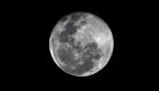 لمن يرغب في شراء قطعة من القمر.. هل يمكنك ذلك؟