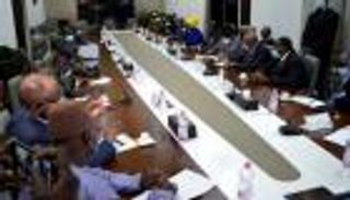 "5 يونيو" يقطع طريق "العسكري" للانتقال السياسي في مالي