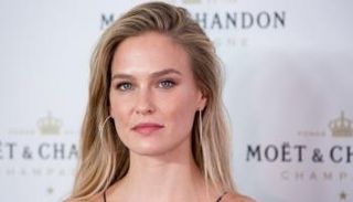 عارضة الأزياء الإسرائيلية، بار رفائيلي