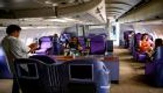 عجائب كورونا.. الطائرات تتحول إلى "كافيهات سياحية"