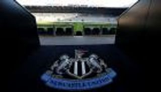 بسبب إضاعة الصفقة السعودية.. نيوكاسل يقاضي رابطة الدوري الإنجليزي