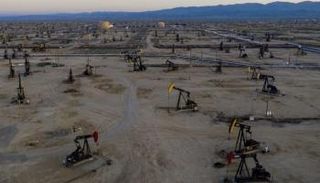 أكبر حقل نفط في ولاية كاليفورنيا- أرشيف