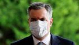 "التشاور".. عنوان الانسداد السياسي في لبنان بلقاء عون وأديب