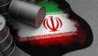 طهران المعزولة.. انهيار إنتاج النفط في إيران للشهر الخامس