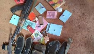 أسلحة عثر عليها رفقة الإرهابيين