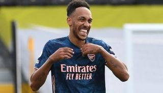 بيير إيميريك أوباميانج مهاجم أرسنال